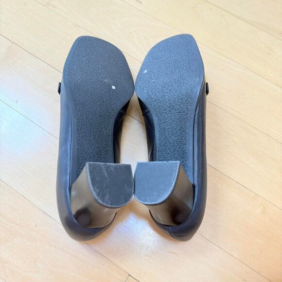 Vintage Etienne Aigner “Chivex” Navy Leather Block Heel Loafers 6.5 - Picture 5 of 7